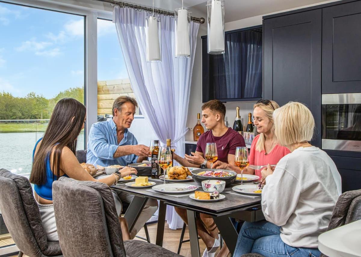Noahs Retreat Hotel Laceby Bagian luar foto