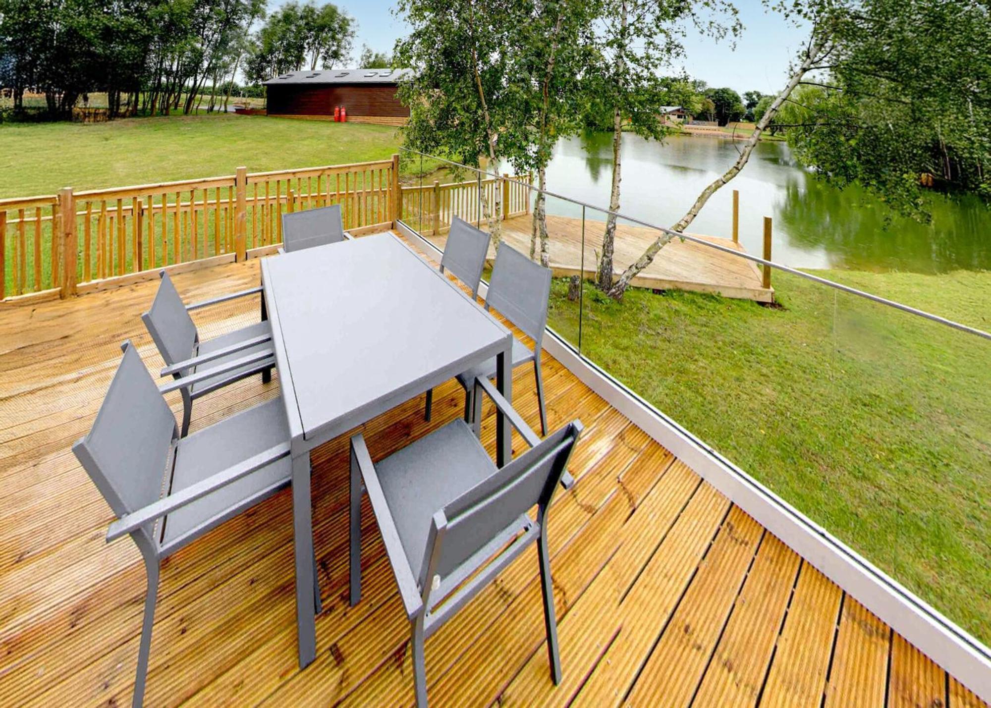 Noahs Retreat Hotel Laceby Ruang foto